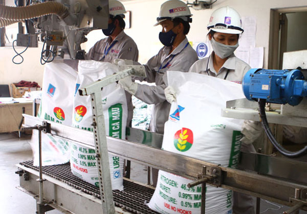 Ngành sản xuất phân bón thải ra nhiều nước thải với nồng độ ô nhiễm cao