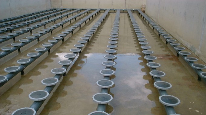 Vận hành đĩa thổi khí đóng vai trò quan trọng trong việc kiểm soát bùn hoạt tính