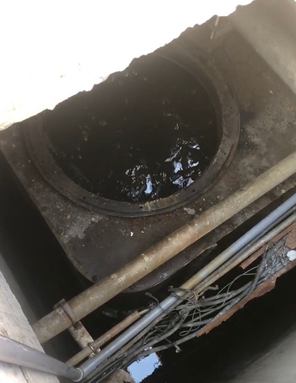 Bể hiếu khí của một cơ sở phòng khám y tế