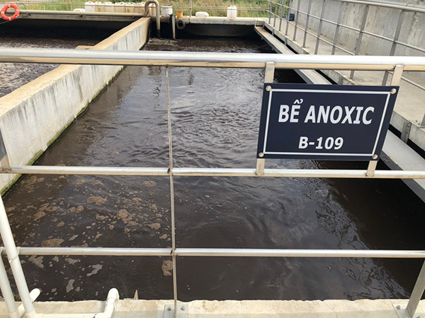 Bể thiếu khí Anoxic, nơi diễn ra các phản ứng Nitrat hóa và Photphorit