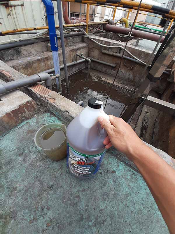 Men vi sinh Microbe-Lift IND là dòng men vi sinh dạng lỏng nhập khẩu từ Mỹ, chuyên dùng nuôi cấy vi sinh, tăng hàm lượng MLSS trong bể sinh học hiếu khí (Aerotank)