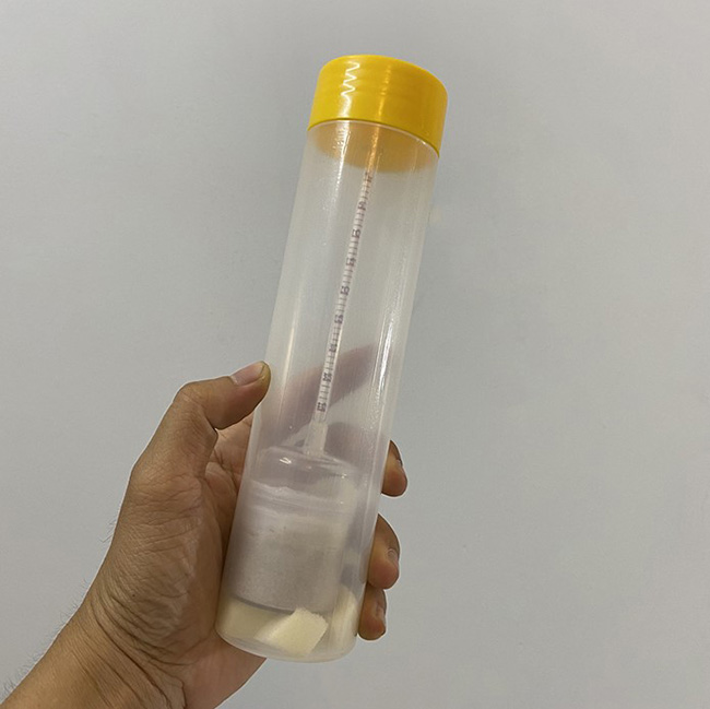 Tỷ trọng kế để đo chỉ tiêu môi trường ao nuôi tôm liên quan đến độ mặn.