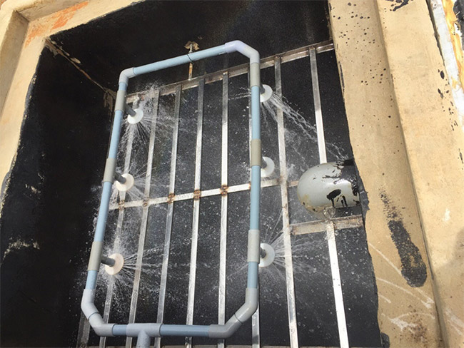 Hệ thống phun khử mùi tự động hố gom nước thải sinh hoạt.