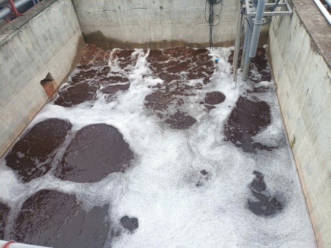 Nước thải dệt nhuộm đặt trưng với hàm lượng COD và độ màu cao. Nước thải dệt nhuộm đặt trưng với hàm lượng COD và độ màu cao.
