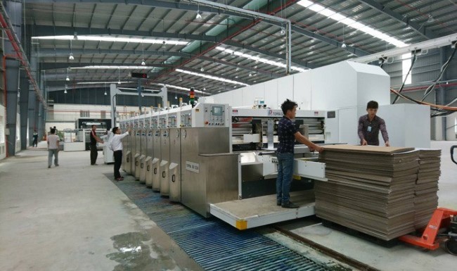 Quá trình sản xuất bao bì giấy có nhiều giai đoạn phát sinh nước thải. Quá trình sản xuất bao bì giấy có nhiều giai đoạn phát sinh nước thải.