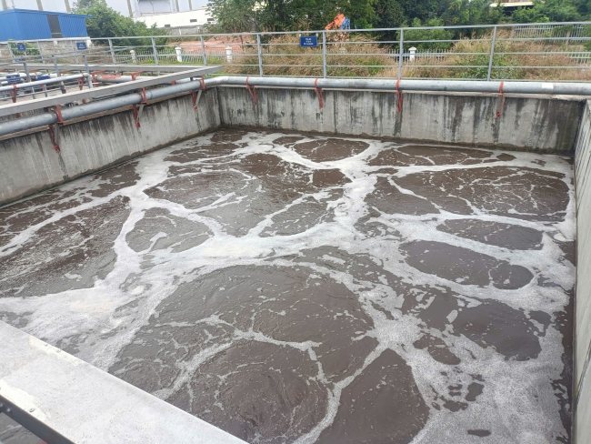 Điều kiện vận hành đóng vai trò quan trọng trong xử lý nước thải dệt nhuộm đạt chuẩn. Điều kiện vận hành đóng vai trò quan trọng trong xử lý nước thải dệt nhuộm đạt chuẩn.