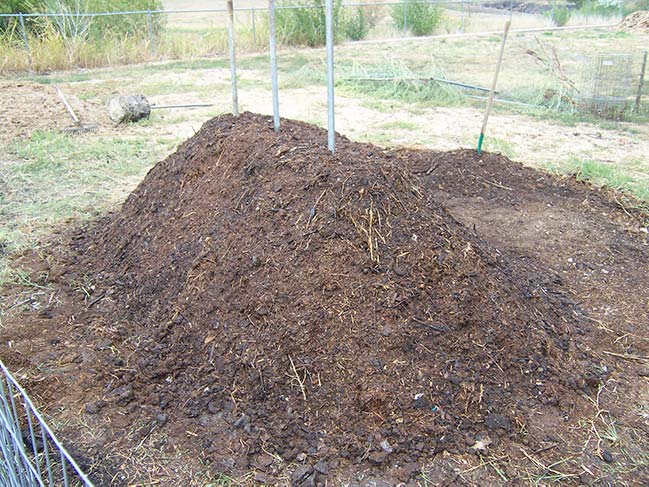 Phương pháp Heap composting (ủ đống). Phương pháp Heap composting (ủ đống).