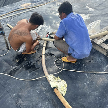 Lắp đặt đường ống tuần hoàn hầm Biogas. Lắp đặt đường ống tuần hoàn hầm Biogas.